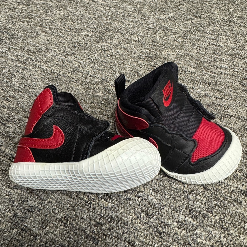 2C Baby Jordan 1 Bred Crib Bootie